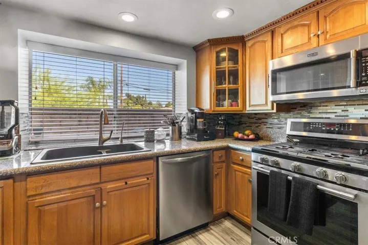 817 Granite Privado, Ontario, California 91762