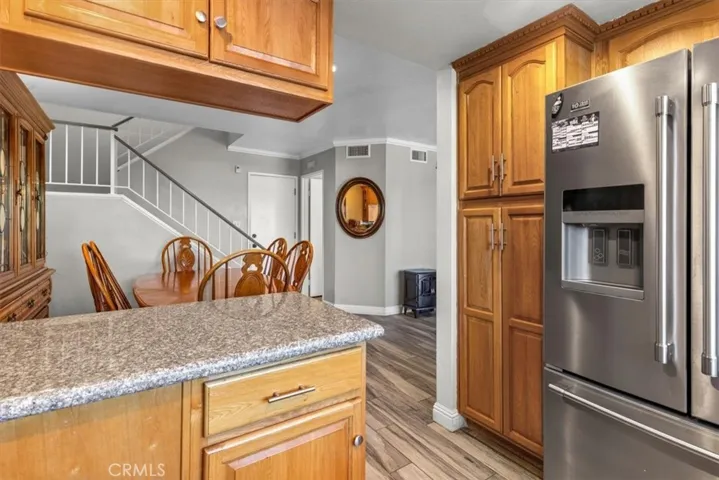 817 Granite Privado, Ontario, California 91762