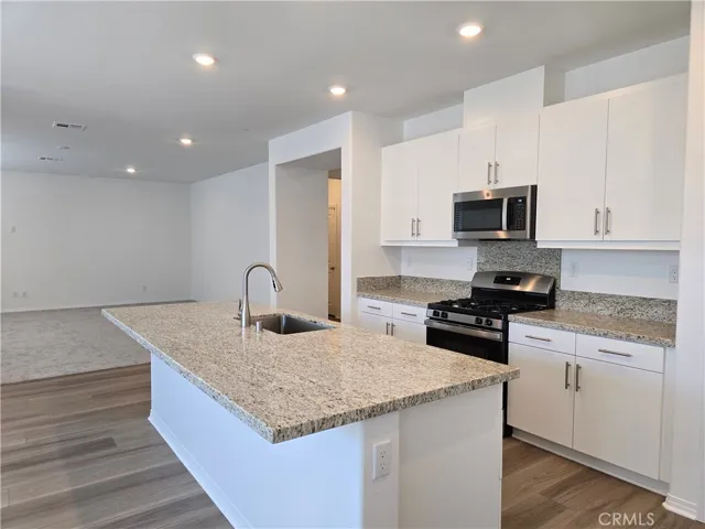27047 Lost Palm Street, Menifee, California 92585