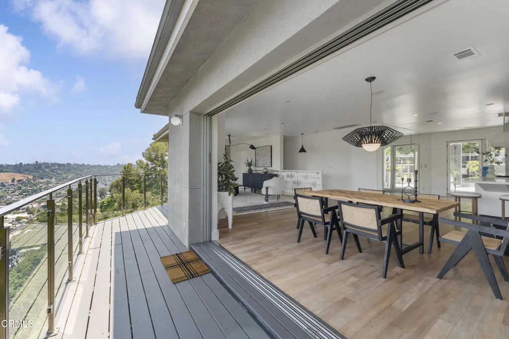 453 Frontenac Avenue, Los Angeles, California 90065 home-pic-8
