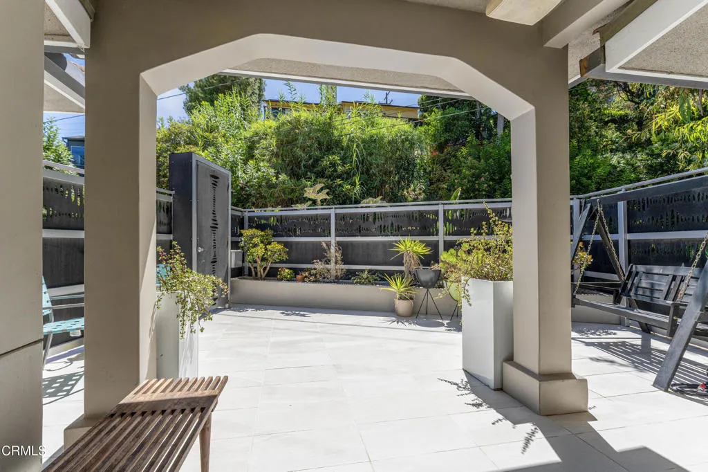 453 Frontenac Avenue, Los Angeles, California 90065 home-pic-55