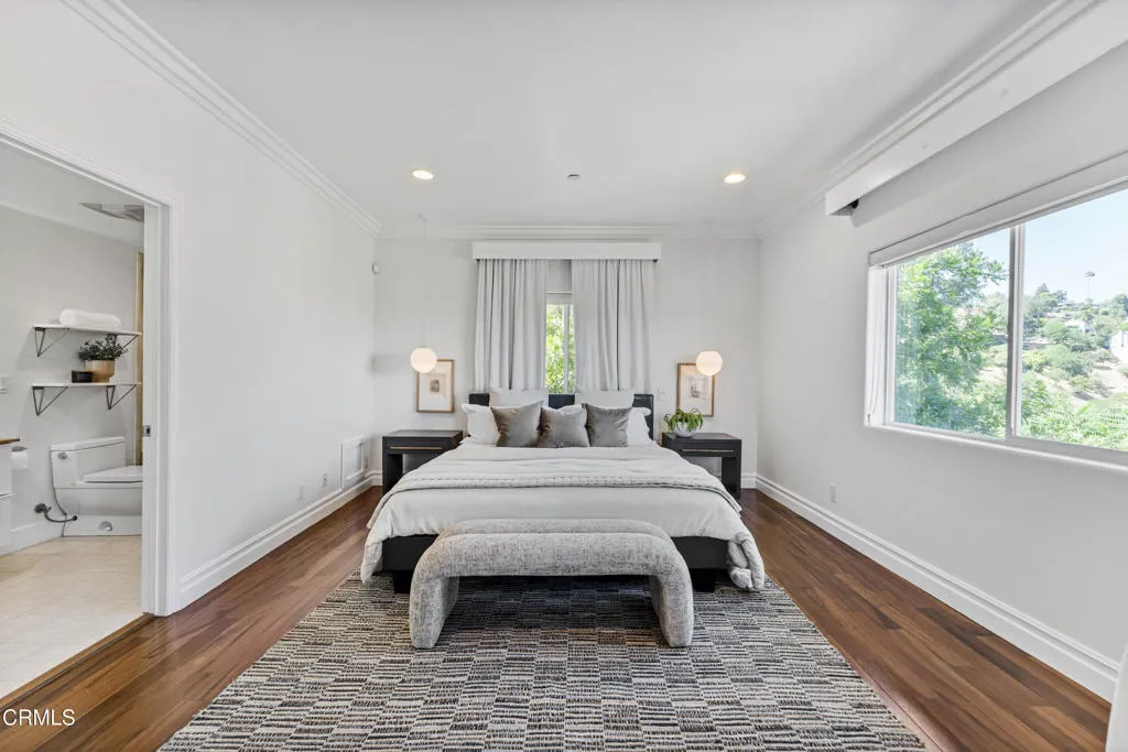 453 Frontenac Avenue, Los Angeles, California 90065 home-pic-31