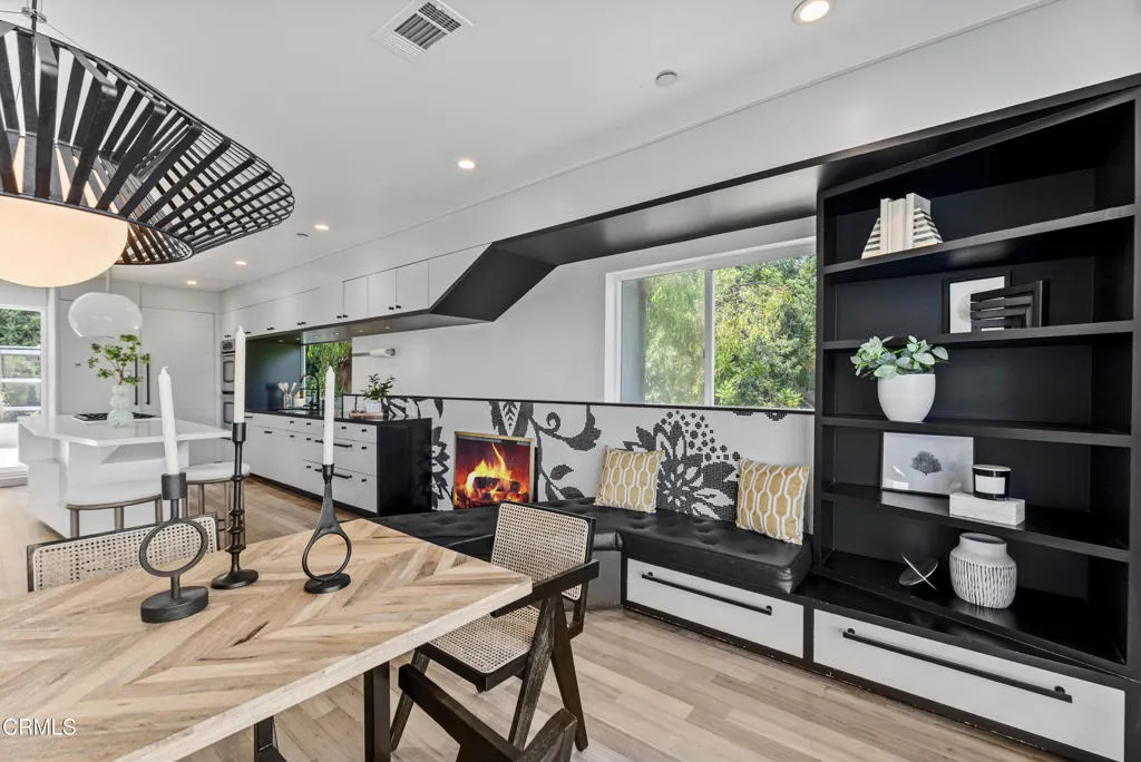 453 Frontenac Avenue, Los Angeles, California 90065 home-pic-12