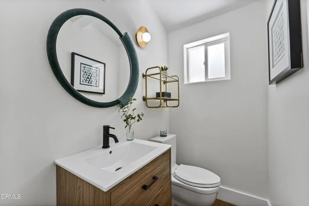 453 Frontenac Avenue, Los Angeles, California 90065 home-pic-24