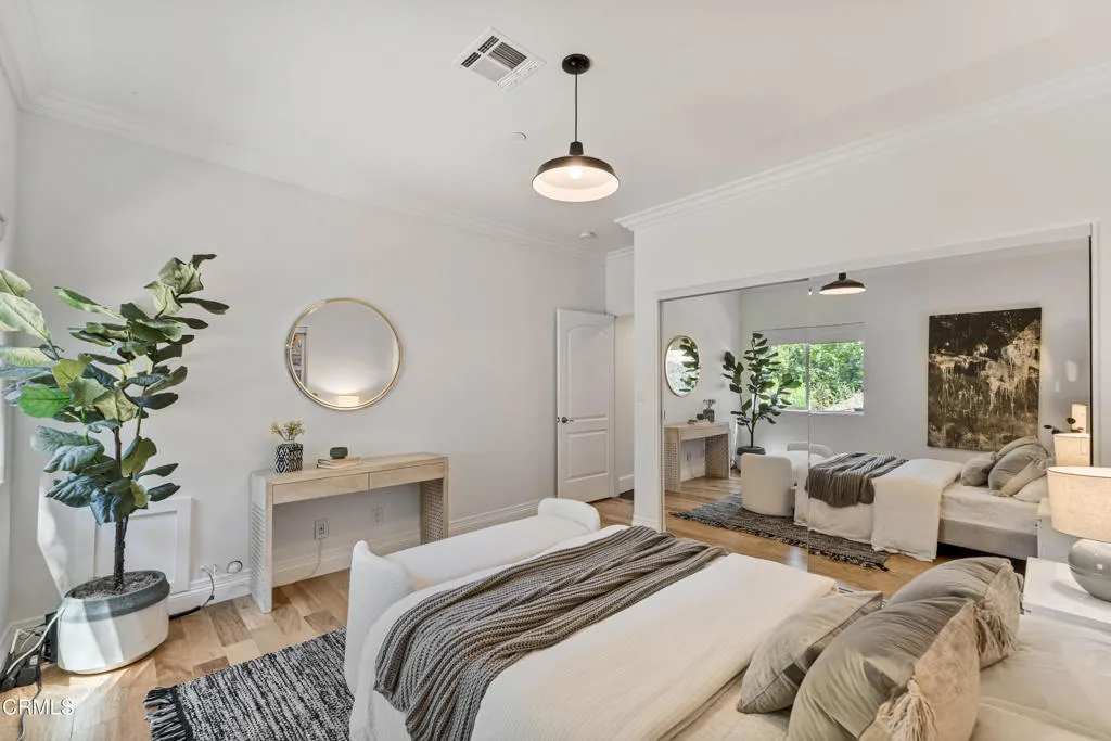 453 Frontenac Avenue, Los Angeles, California 90065 home-pic-42