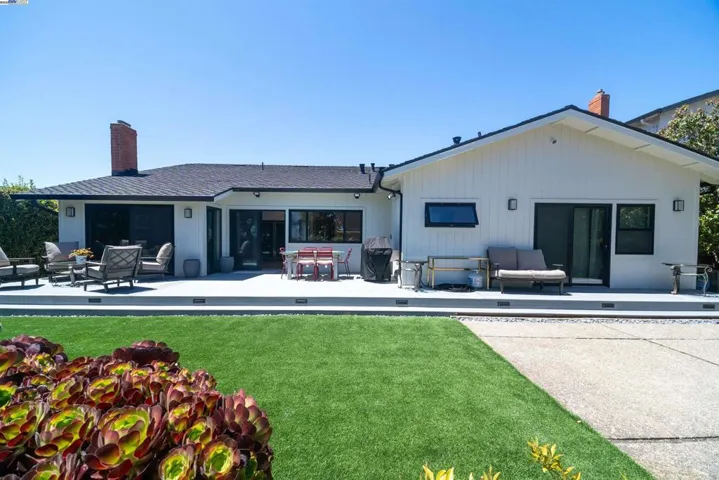 2562 Somerset Drive, Belmont, California 94002