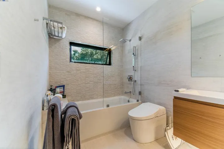 2562 Somerset Drive, Belmont, California 94002