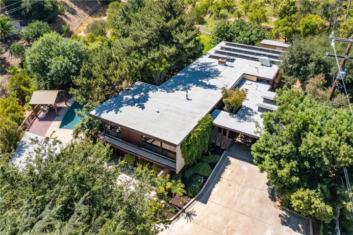 1653 W Cypress Avenue, Redlands, California 92373