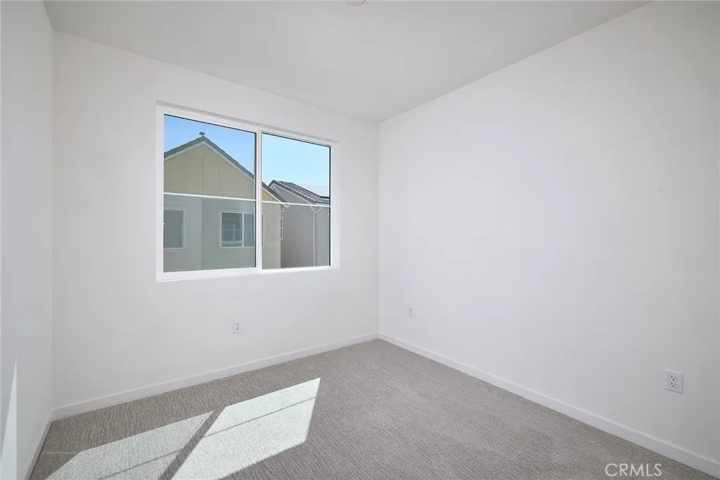 6045 Fairfax Drive, Eastvale, California 92880 home-pic-13
