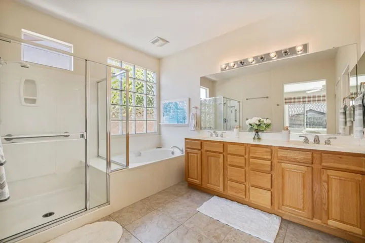 31-web-or-mls-2H8A4212