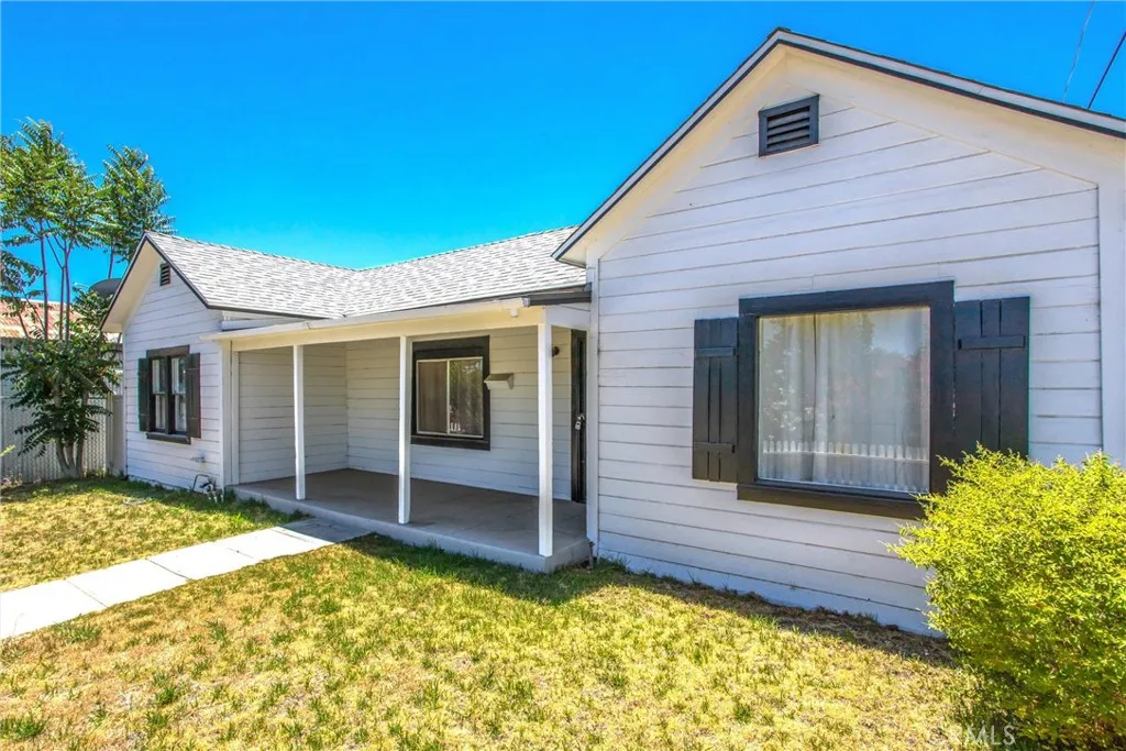 559 Edgar Avenue A2-282, Beaumont, California 92223 home-pic-4