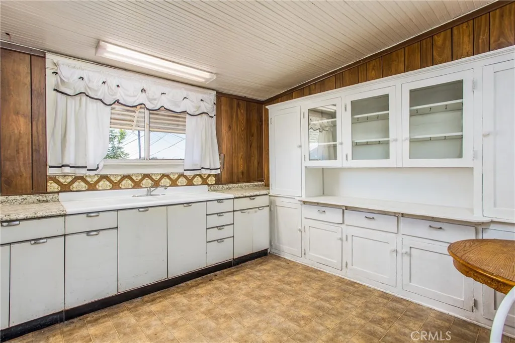 559 Edgar Avenue A2-282, Beaumont, California 92223 home-pic-19