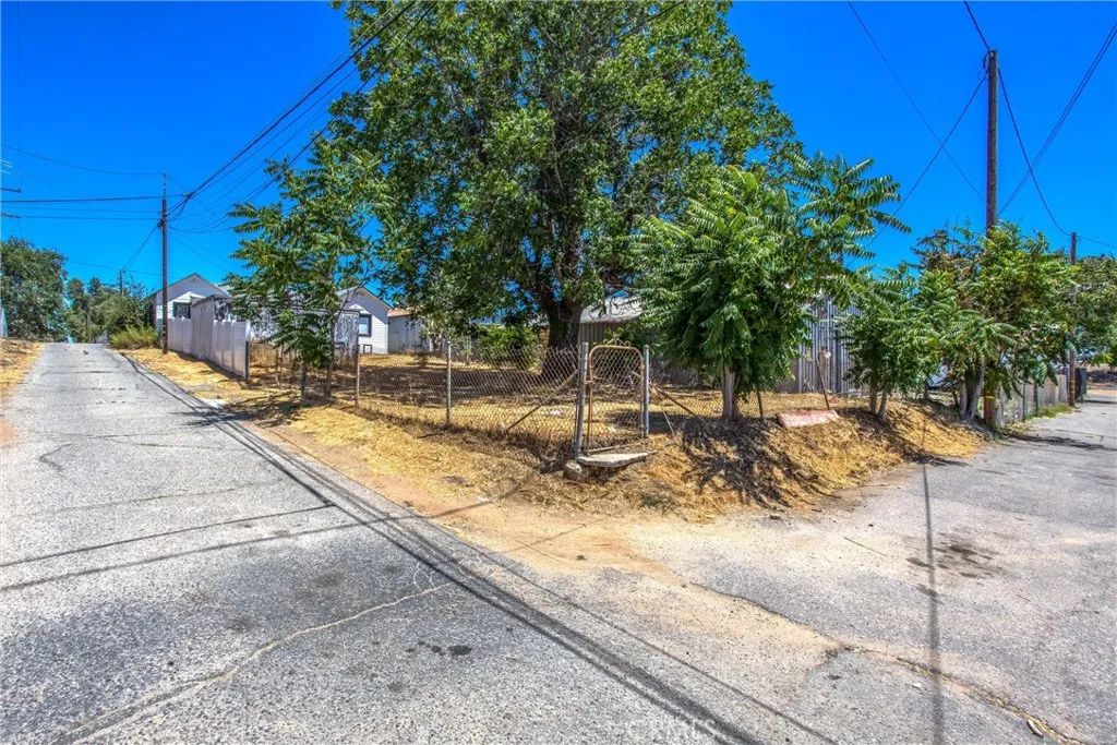 559 Edgar Avenue A2-282, Beaumont, California 92223 home-pic-31