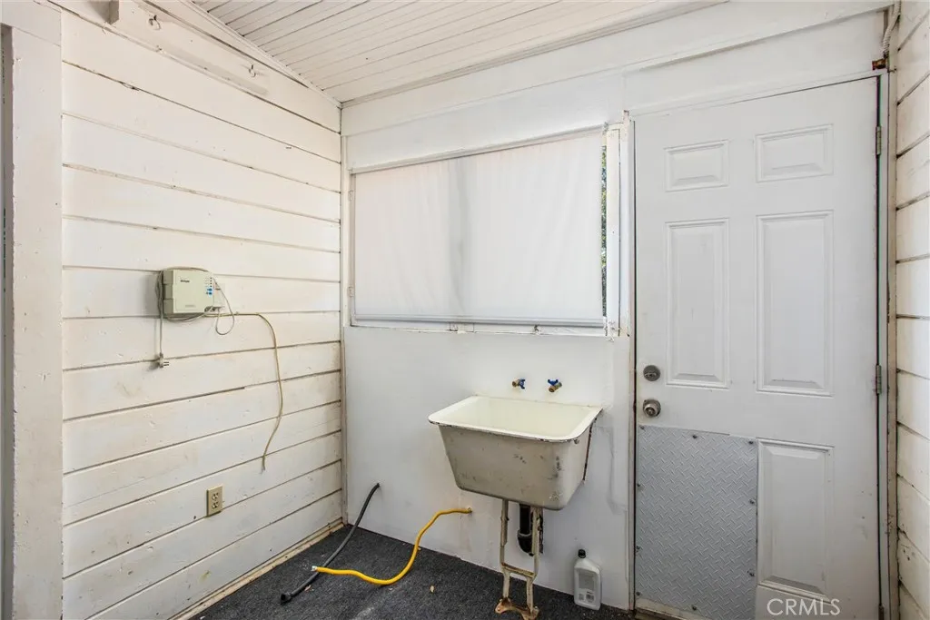559 Edgar Avenue A2-282, Beaumont, California 92223 home-pic-23