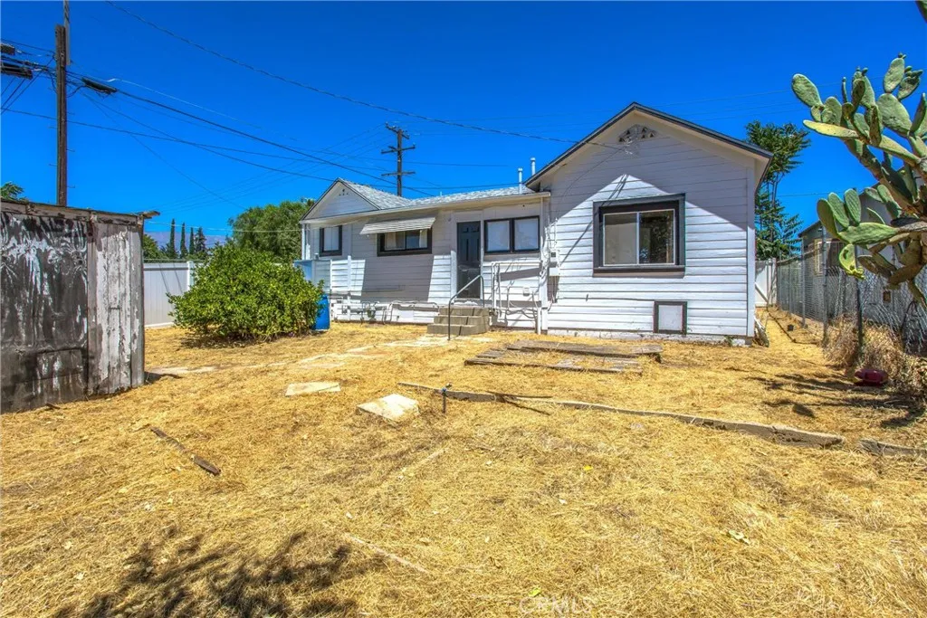 559 Edgar Avenue A2-282, Beaumont, California 92223 home-pic-30