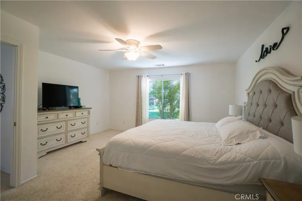 19078 Stoddard Way, Apple Valley, California 92308 home-pic-7