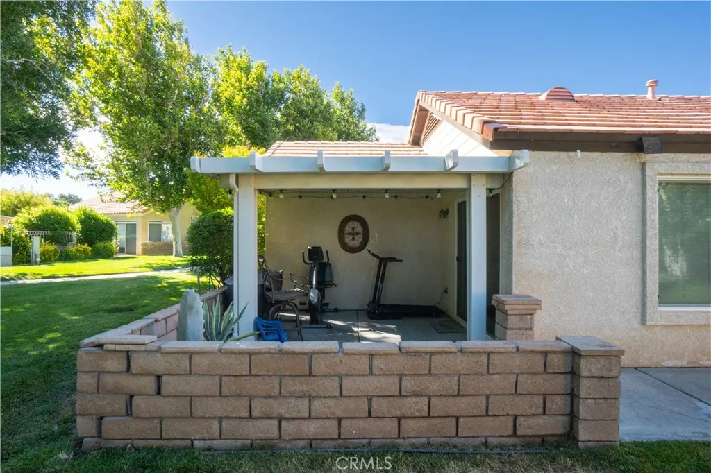 19078 Stoddard Way, Apple Valley, California 92308 home-pic-18