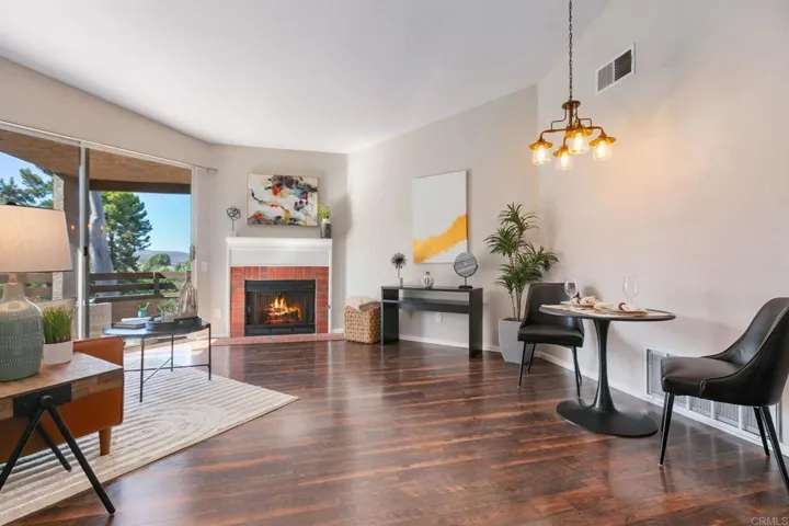 7402 Mission Trails 92, Santee, California 92071