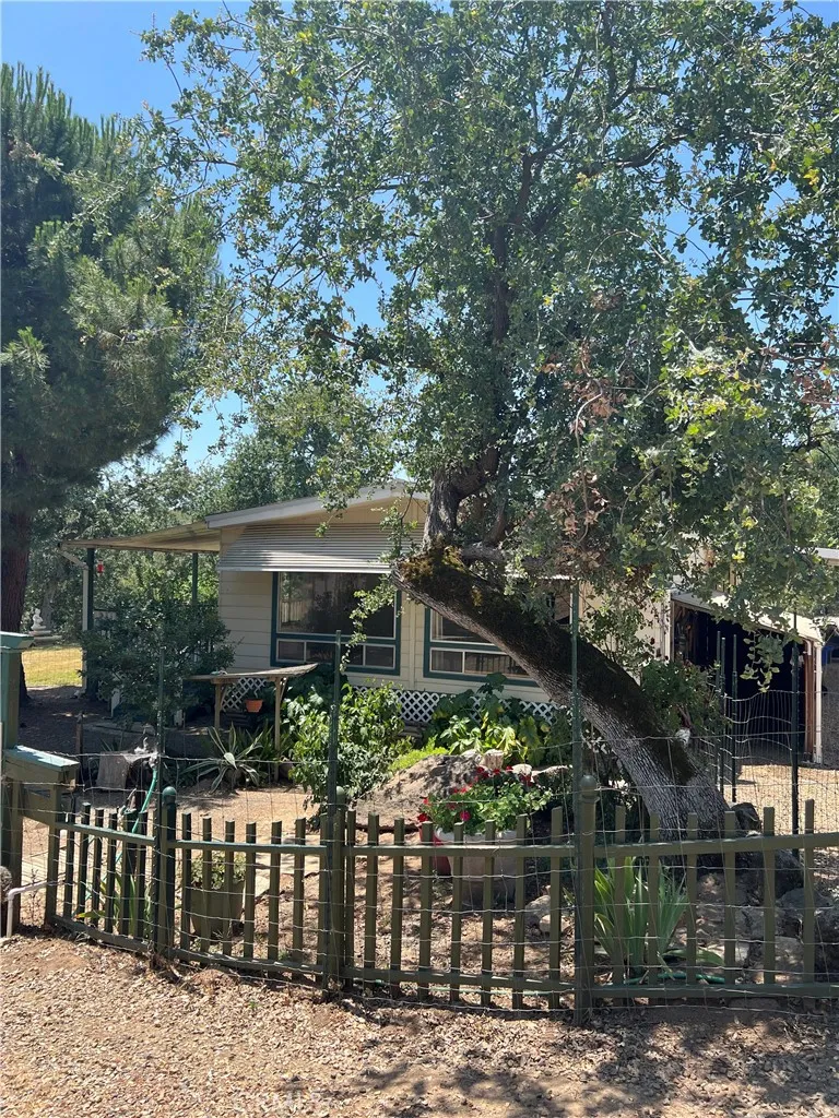 38150 Sumac Lane, Squaw Valley, California 93675 home-pic-46