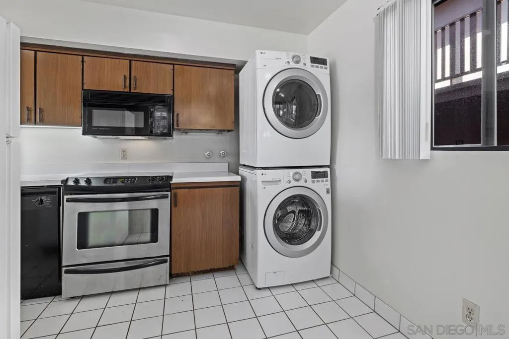 2600 Torry Pines Rd.  home-pic-6