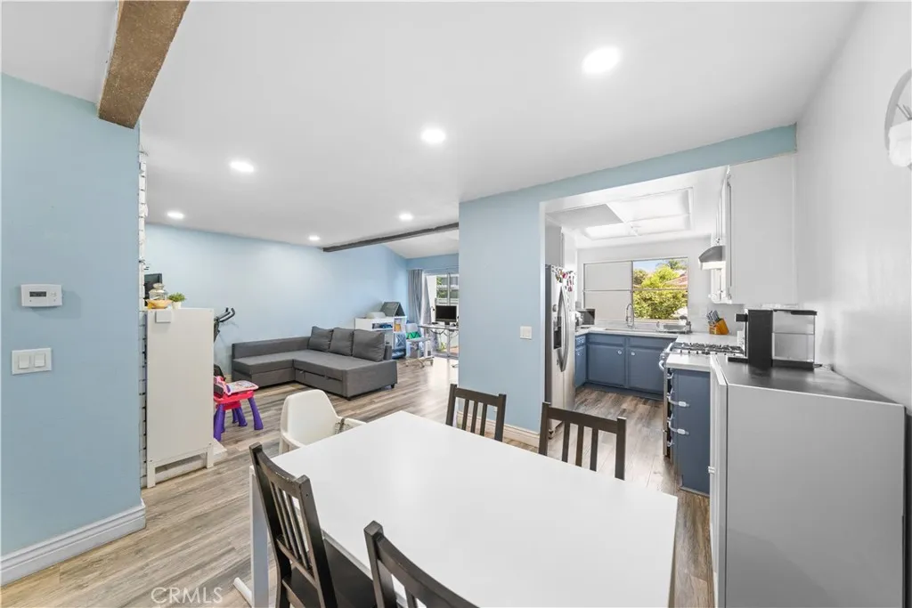 2008 E 5th Street, Ontario, California 91764 home-pic-8