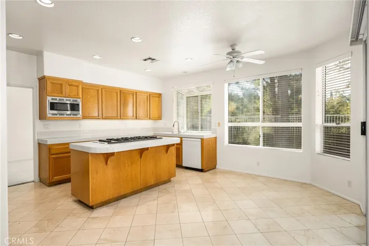 823 S Parkglen Place, Anaheim Hills, California 92808