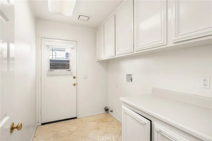 823 S Parkglen Place, Anaheim Hills, California 92808