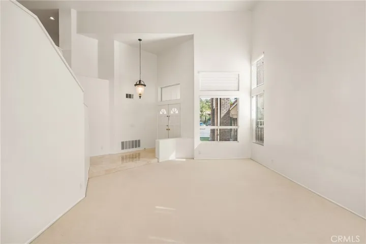 823 S Parkglen Place, Anaheim Hills, California 92808