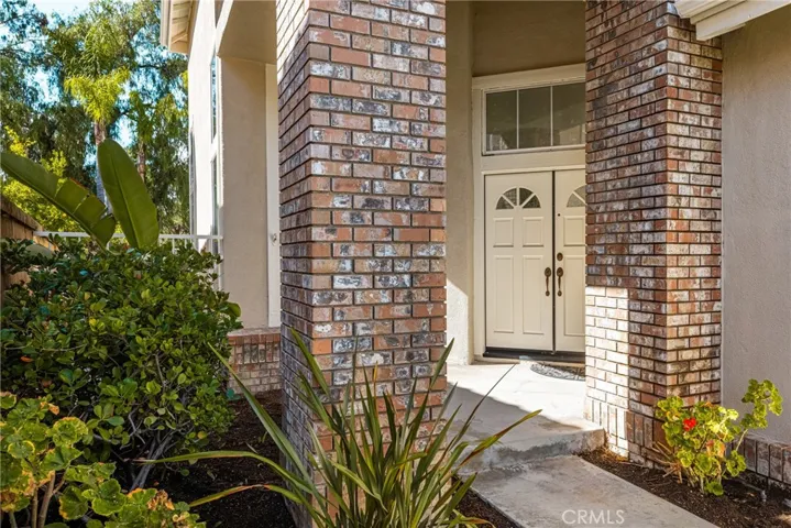 823 S Parkglen Place, Anaheim Hills, California 92808