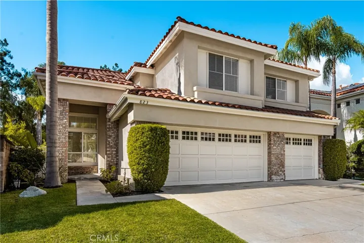 823 S Parkglen Place, Anaheim Hills, California 92808