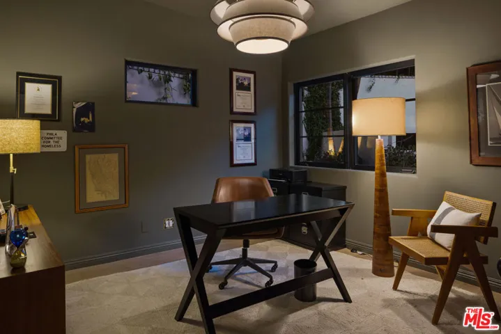 13439 Java Drive, Los Angeles, California 90210