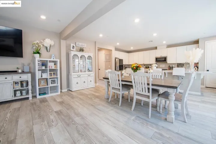 5132 Kevin Pl, Rohnert Park, California 94928