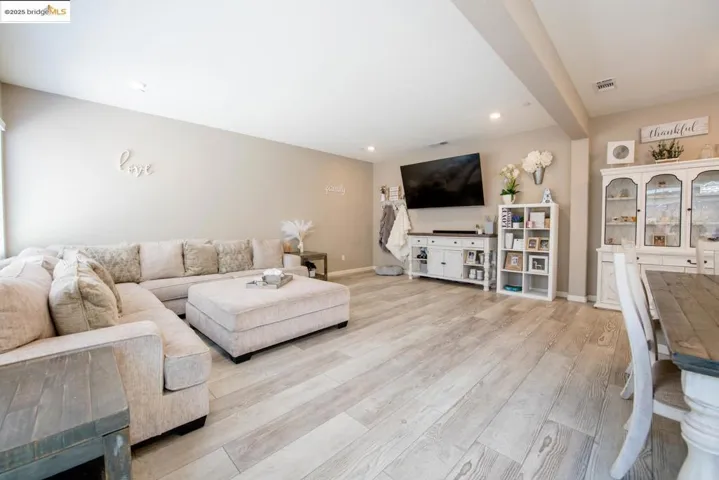 5132 Kevin Pl, Rohnert Park, California 94928