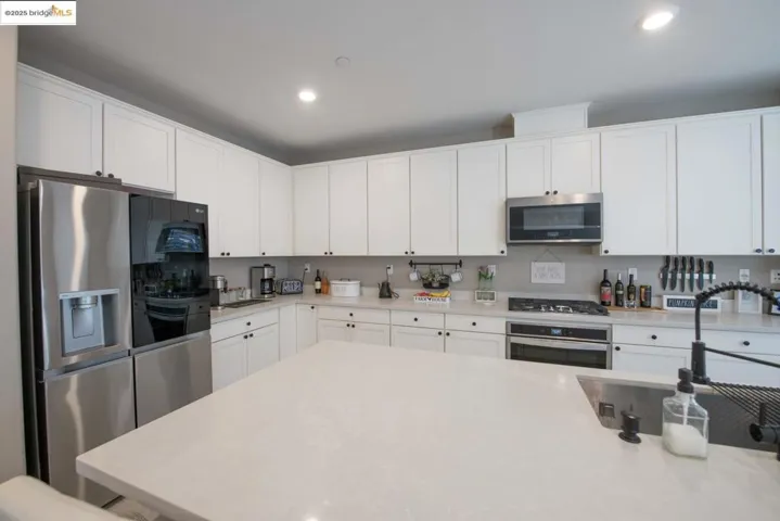 5132 Kevin Pl, Rohnert Park, California 94928