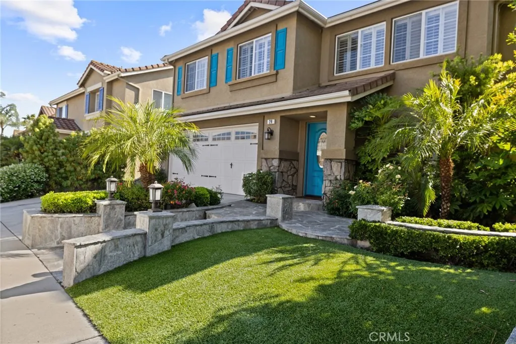 29 Hemingway Ct, Trabuco Canyon, California 92679 home-pic-2