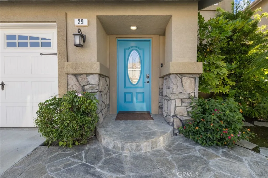 29 Hemingway Ct, Trabuco Canyon, California 92679 home-pic-38