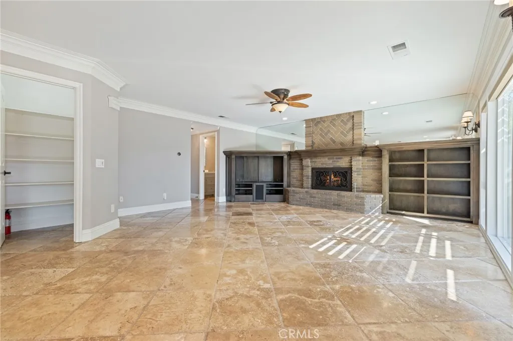 29 Hemingway Ct, Trabuco Canyon, California 92679 home-pic-15