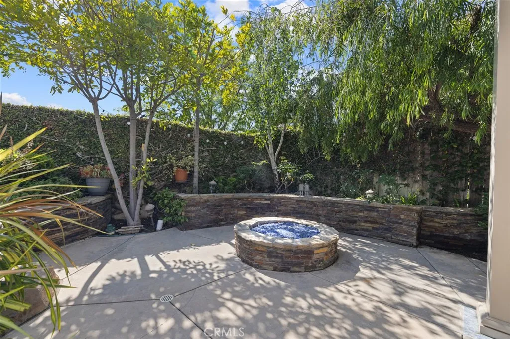 29 Hemingway Ct, Trabuco Canyon, California 92679 home-pic-35