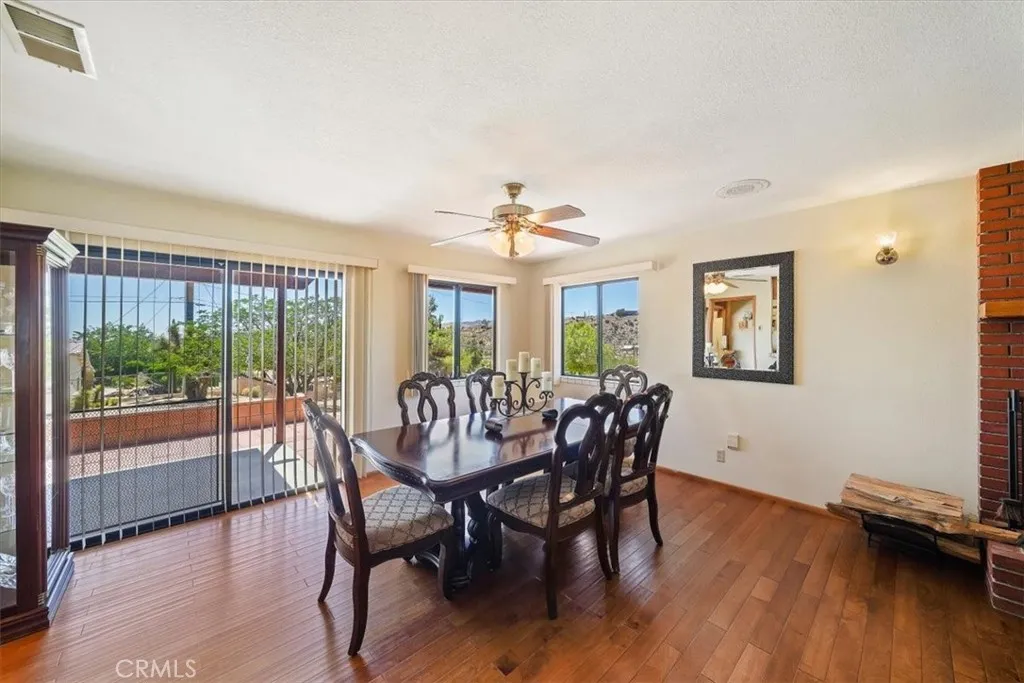 7575 Whitney Avenue, Yucca Valley, California 92284 home-pic-28