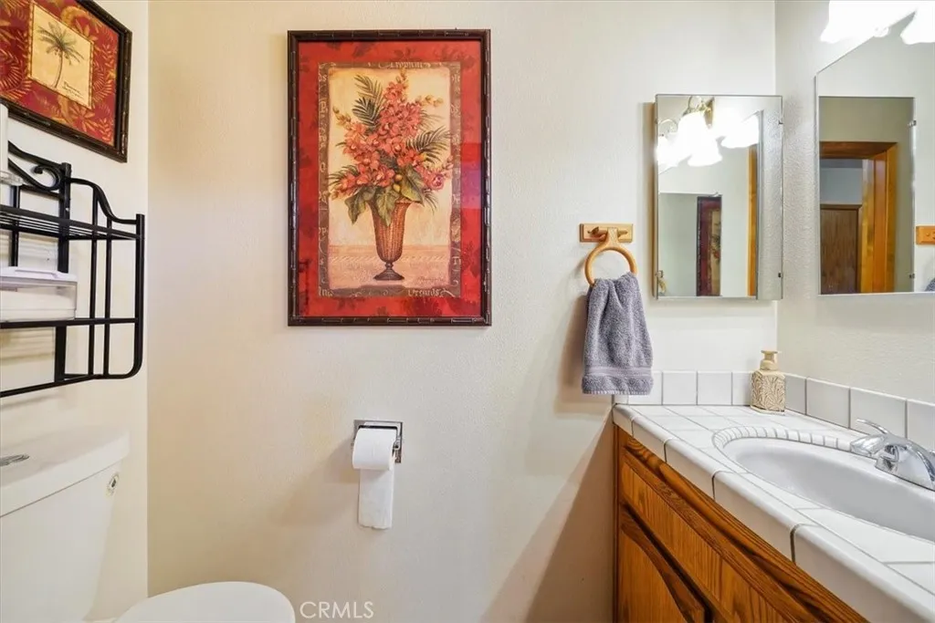 7575 Whitney Avenue, Yucca Valley, California 92284 home-pic-41