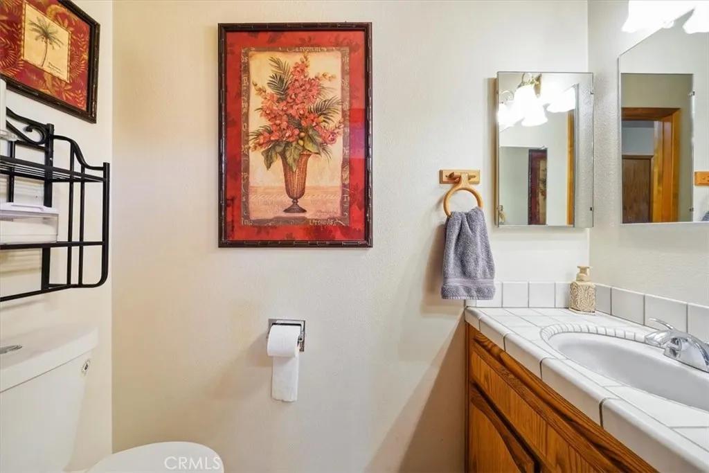 7575 Whitney Avenue, Yucca Valley, California 92284 home-pic-40
