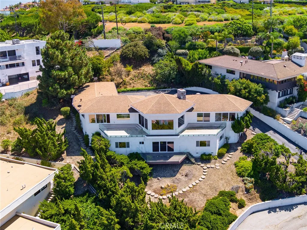 3311 Crownview Drive, Rancho Palos Verdes, California 90275 home-pic-52
