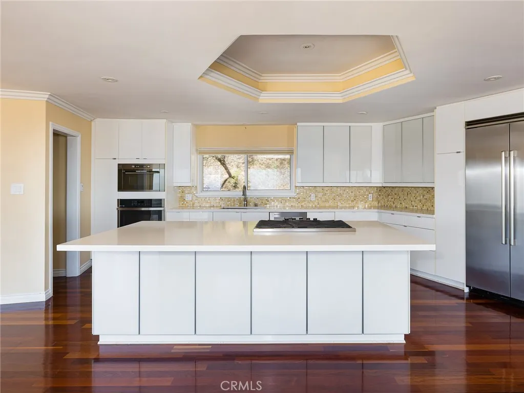 3311 Crownview Drive, Rancho Palos Verdes, California 90275 home-pic-3