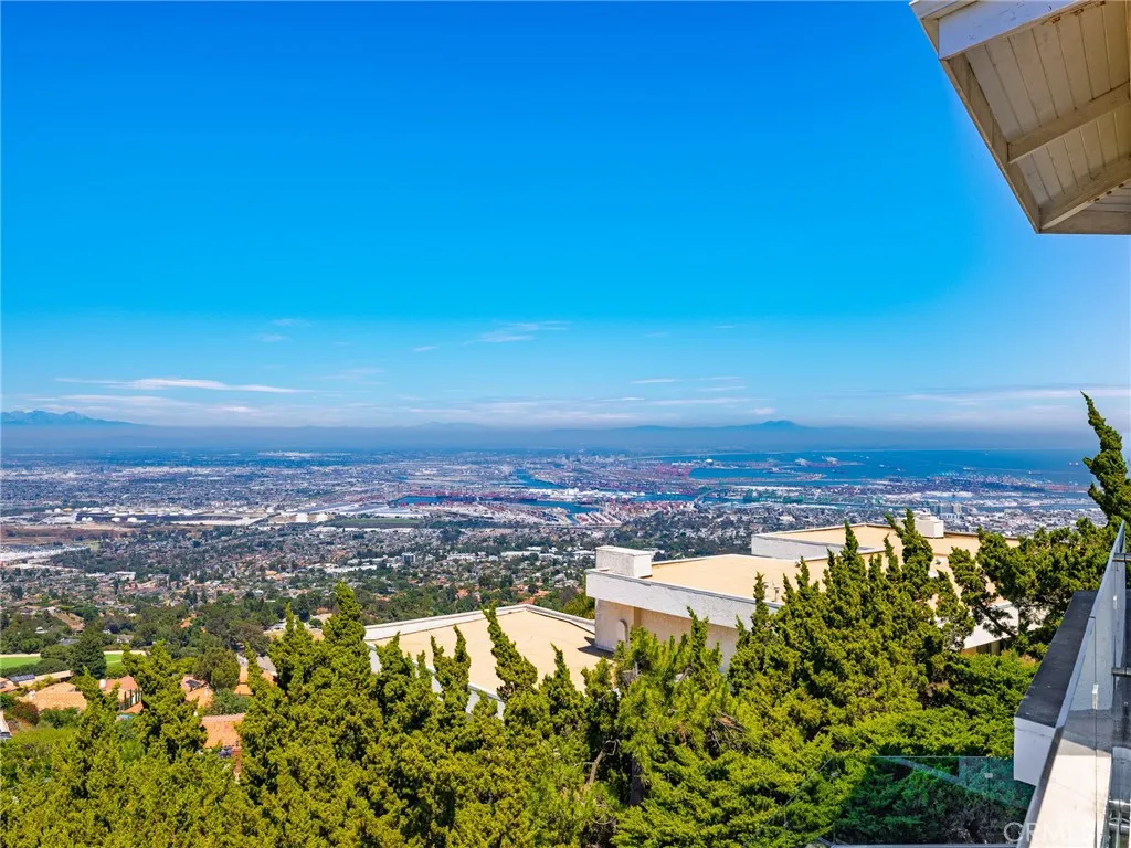 3311 Crownview Drive, Rancho Palos Verdes, California 90275 home-pic-27