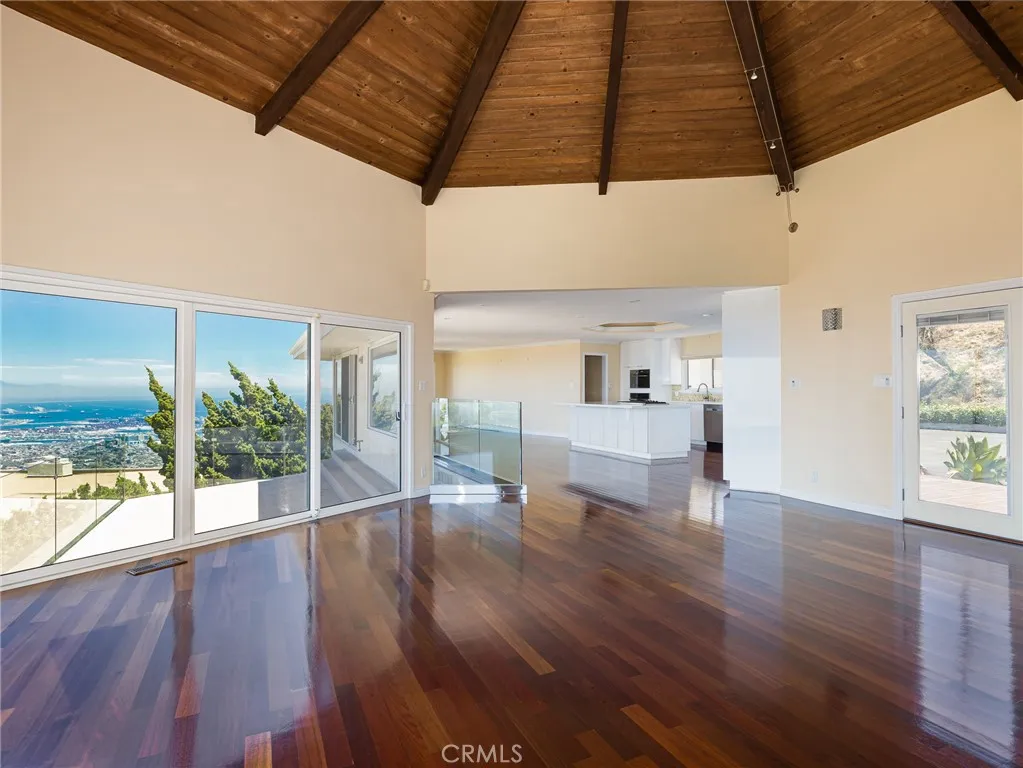 3311 Crownview Drive, Rancho Palos Verdes, California 90275 home-pic-10
