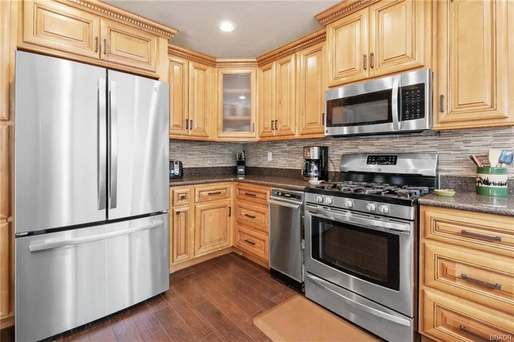 368 Pulaski Road, Big Bear, California 92315 home-pic-10
