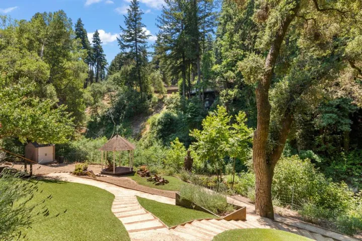660 Dickinson Avenue, Ben Lomond, California 95005