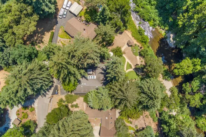 660 Dickinson Avenue, Ben Lomond, California 95005