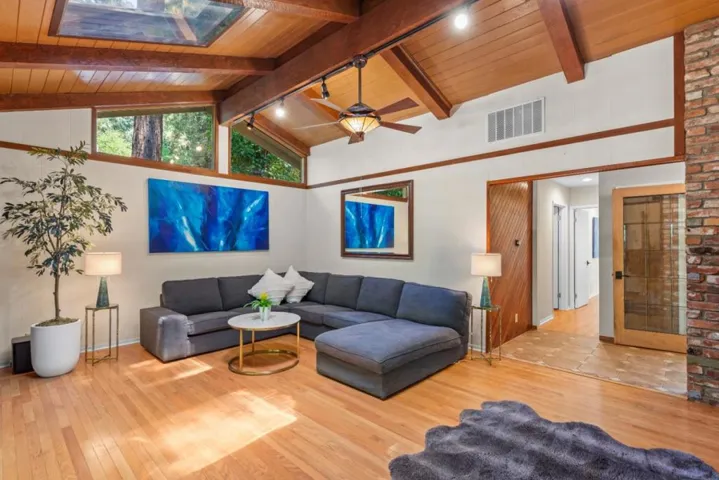 660 Dickinson Avenue, Ben Lomond, California 95005