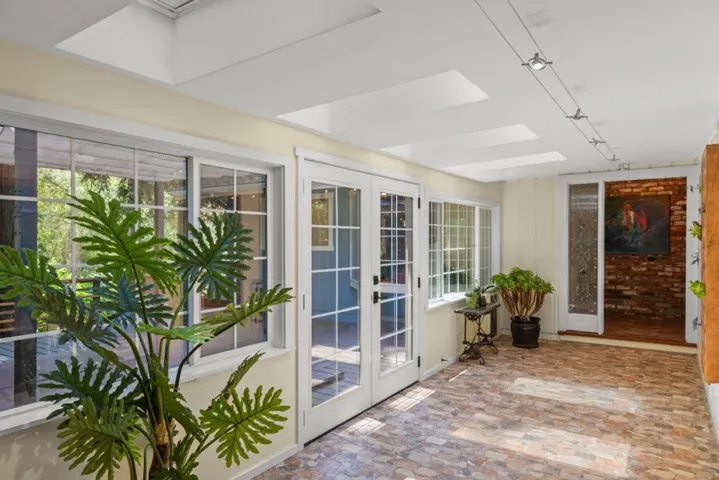 660 Dickinson Avenue, Ben Lomond, California 95005